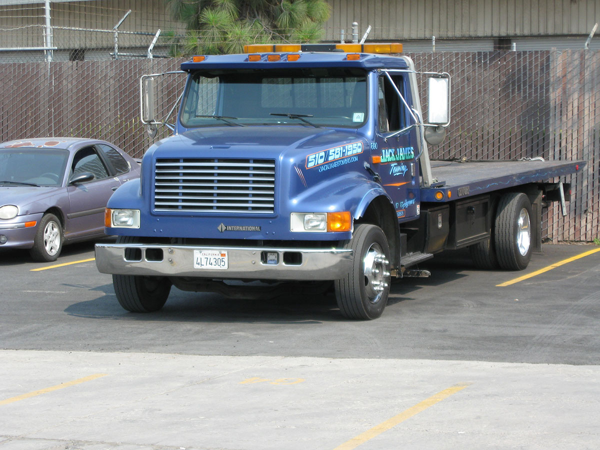 Choosing_The_Right_Towing_Services